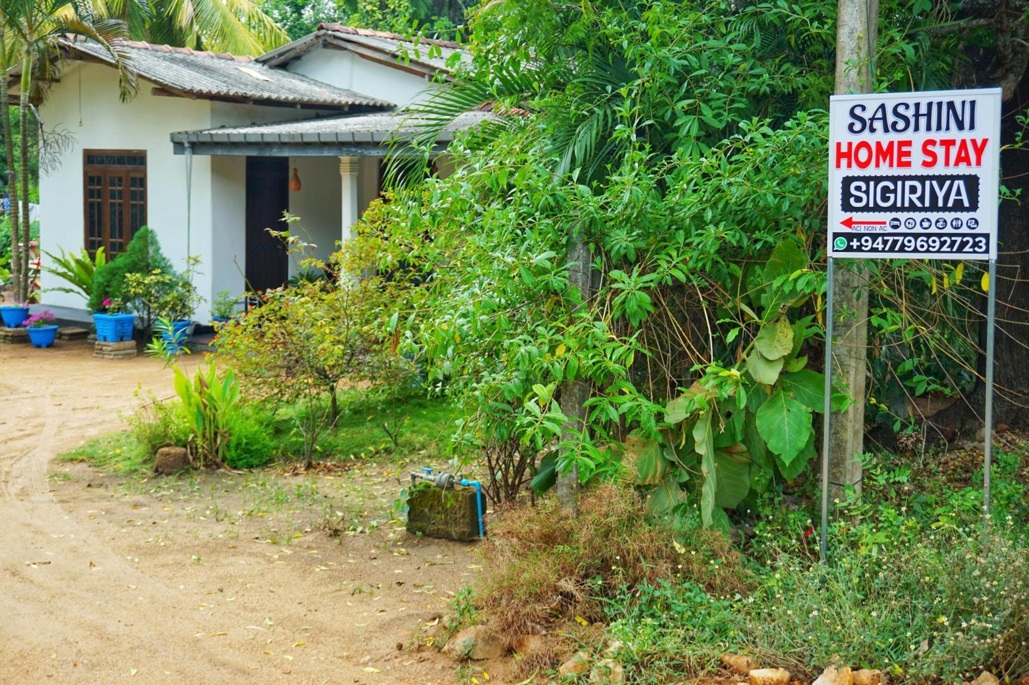 Sashini Homestay Sigiriya Ngoại thất bức ảnh